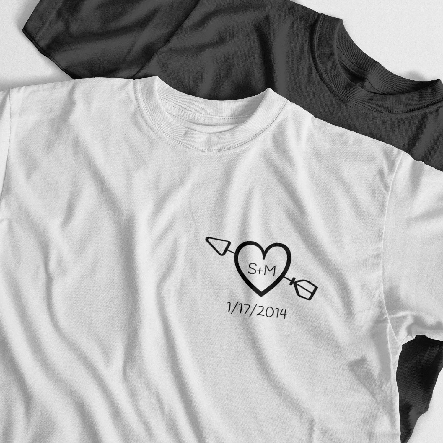 Personalisiertes T-Shirt Herz Mit Initialen Und Datum